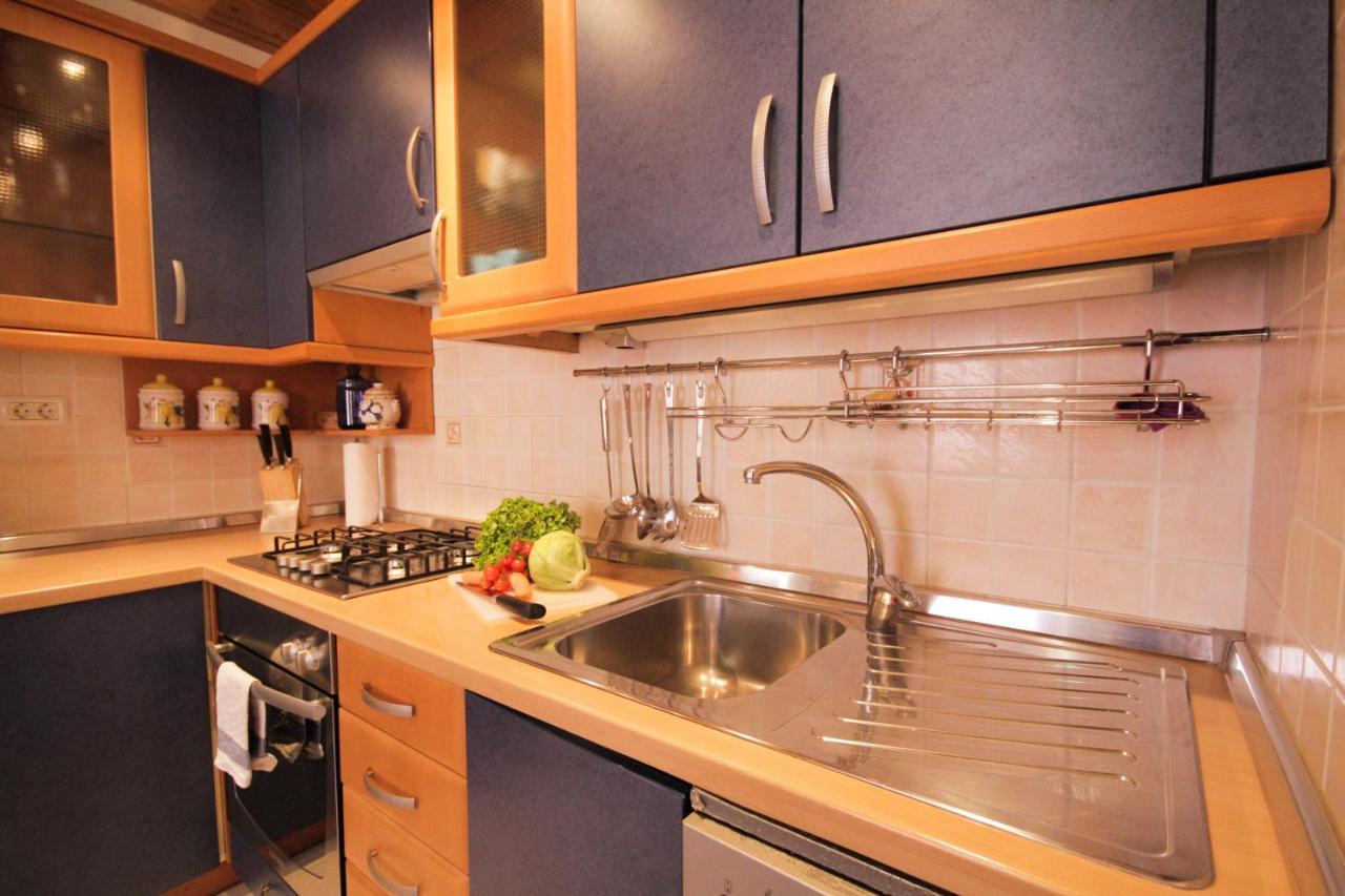 In Old Town Apartman *